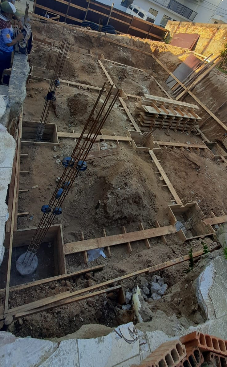 Fundação de edificação, Blocos para estacas, projeto arquitetonico, projeto estrutural EDF Engenharia, alvará de construção, construção de casa de Alto Padrão, casa sustentável