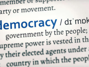 Demócratas y Tiranos