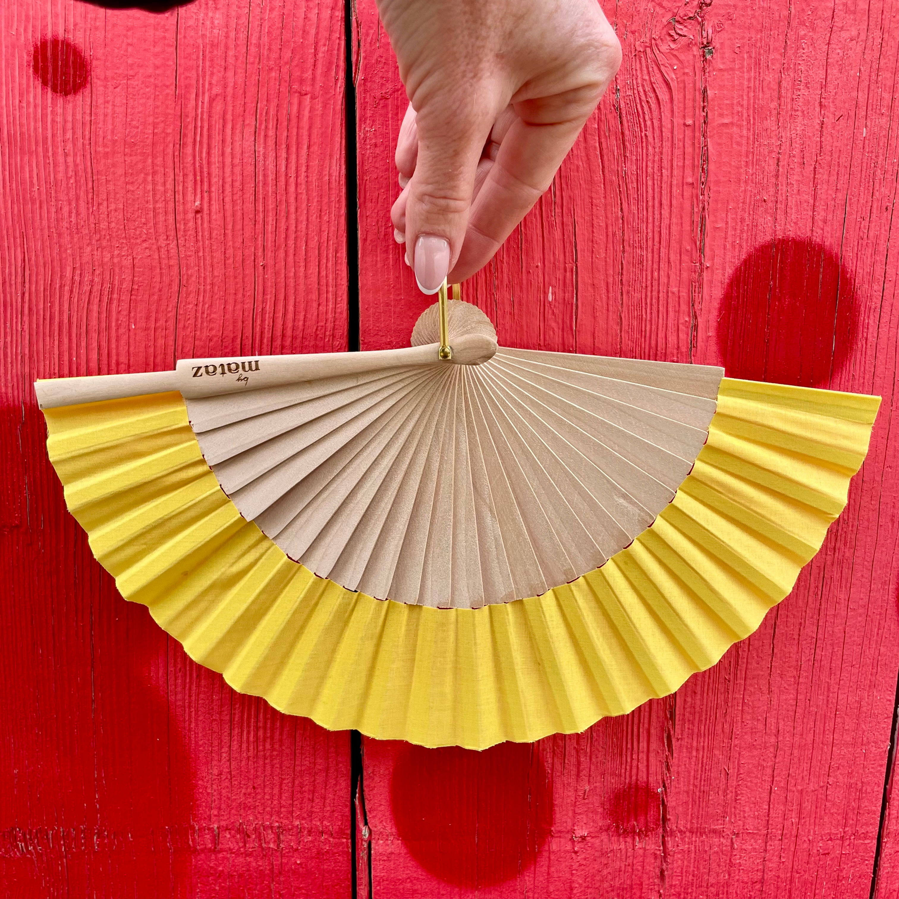 ÉVENTAIL MINI JAUNE