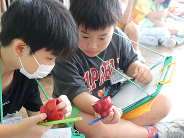 村上小で村上木彫堆朱の出前授業