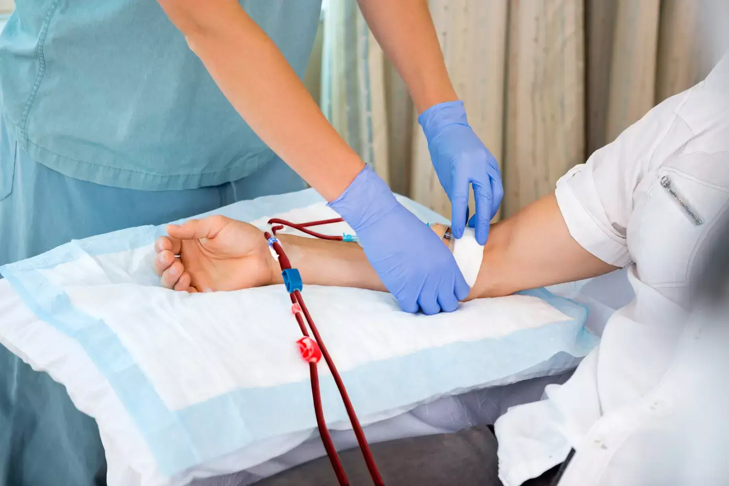 Prévenir les infections chez les patients dialysés pour une vie en toute sécurité !