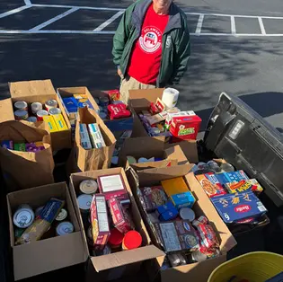 38th District Republicans Collect 250 Pounds of Food for Local Pantries