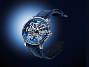 Arnold & Son Nebula 41.5 Steel蓝色腕表很冷艳