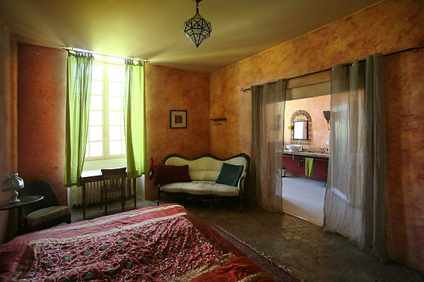 1200_room-1-pwsjb0xgnrx4ak5trrsljvp7nzhsui4zsdvj7hrgw0.jpg