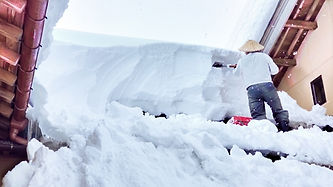 雪下ろし