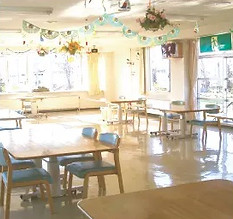 施設内
