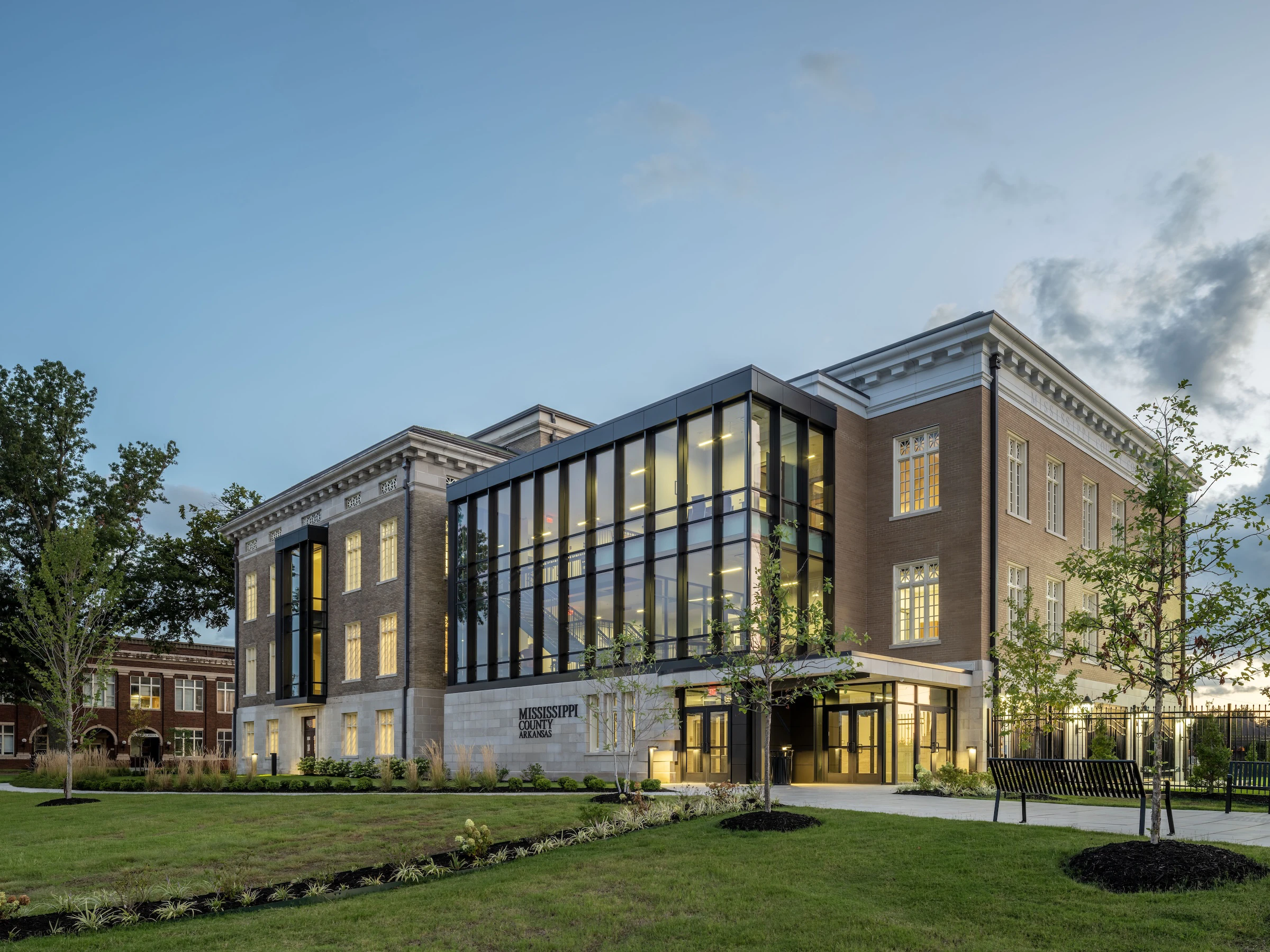 Marvin windows in heritage retrofit of courthouse