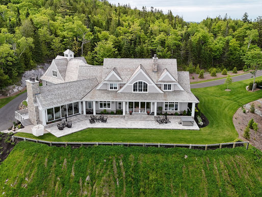 The Bayridge House: Marvin Windows and Doors on the Kennebecasis Bay