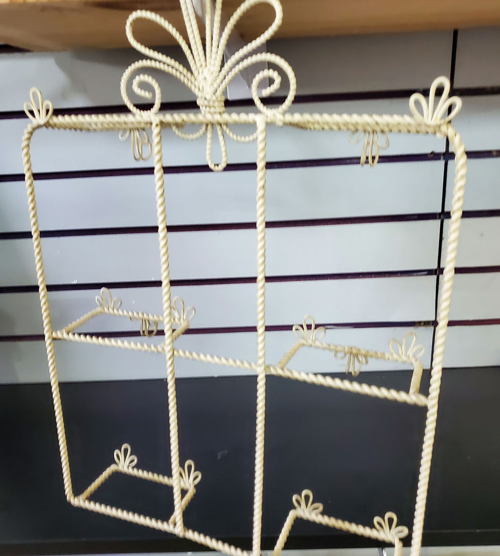 Thumbnail: Wire wall key/whatever holder 13x12 inches