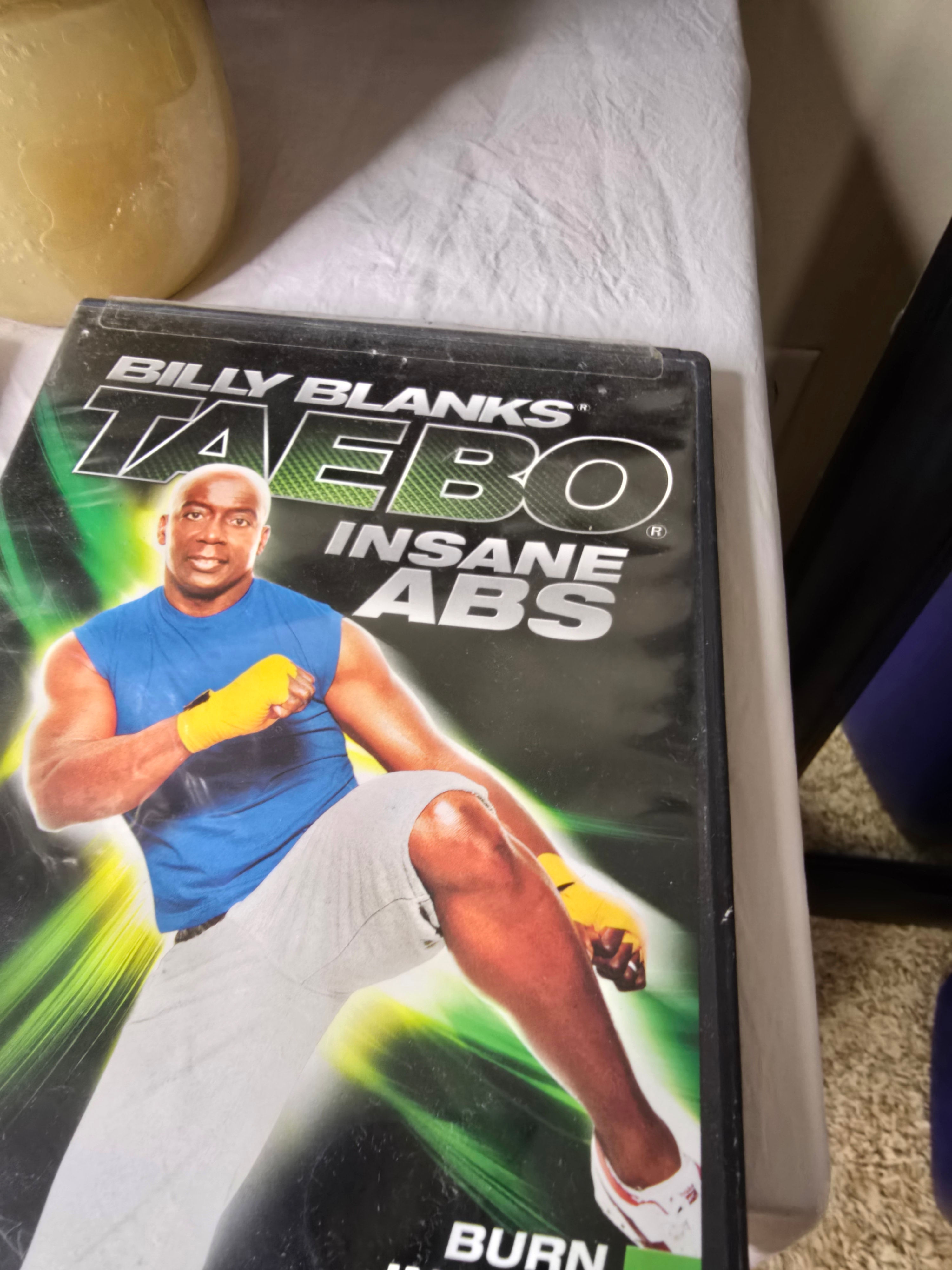 TAEBO Isane Abs