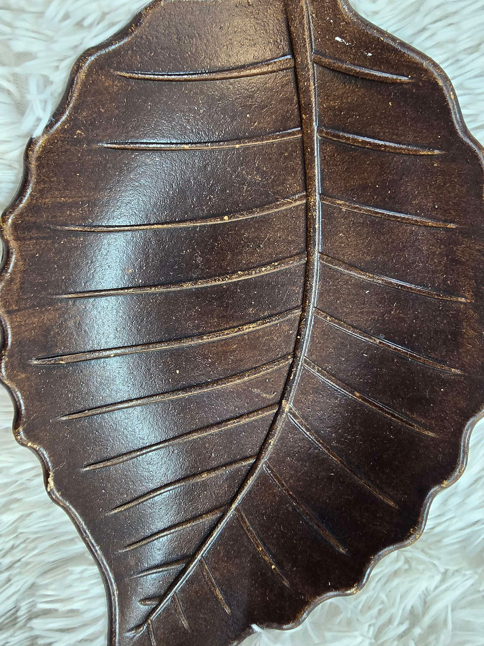 Thumbnail: Decorative leaf plate