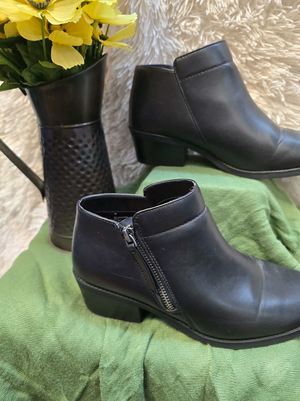 Thumbnail: Time and true ankle boots size 8