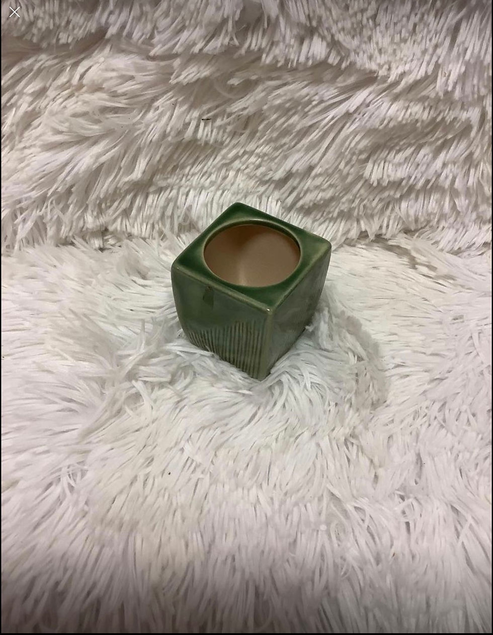 Thumbnail: Small green candle holder
