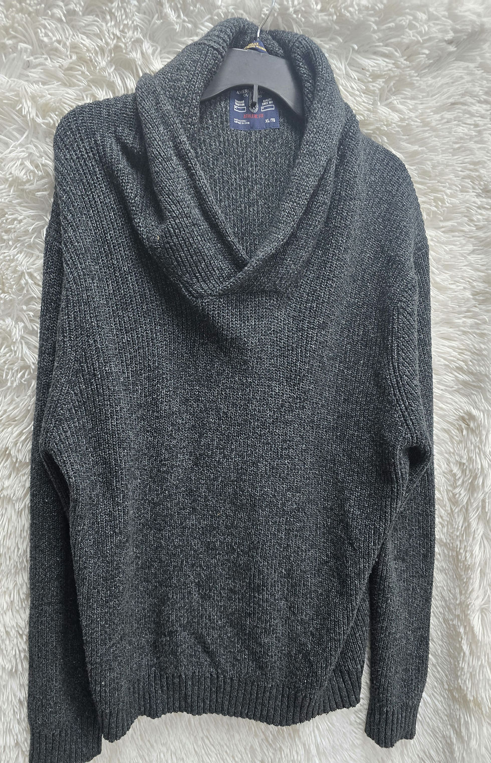 Thumbnail: America Eagle athletic fit men sweater XL