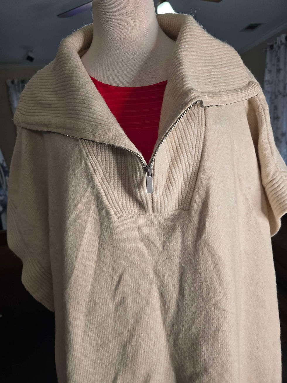 Thumbnail: H/M ivory poncho