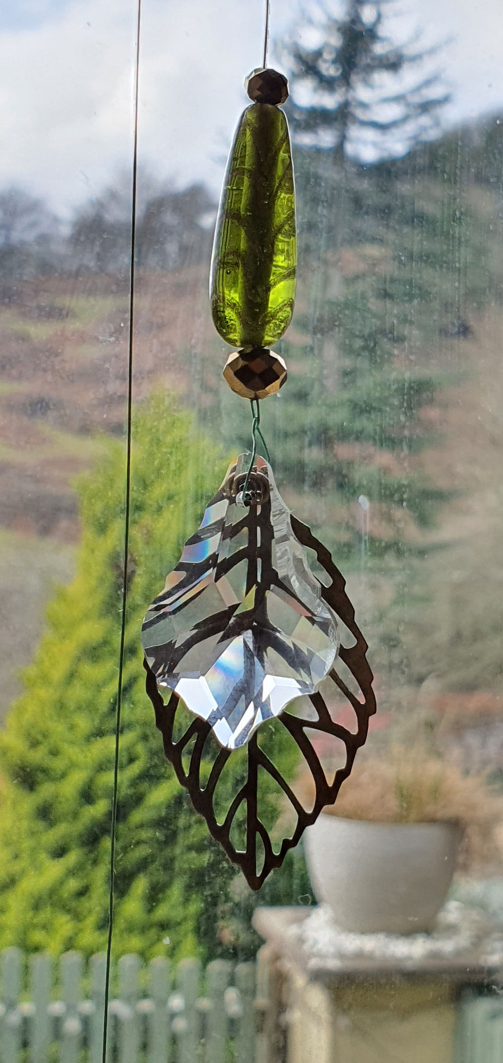 Thumbnail: Antique Style Leaf & Faceted Crystal Twinkle