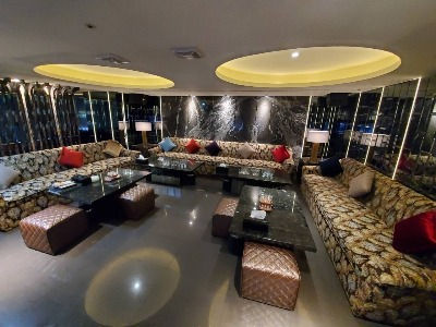 酒店上班好嗎?這篇教你工作內容、薪資、還有七件你會擔心的事!