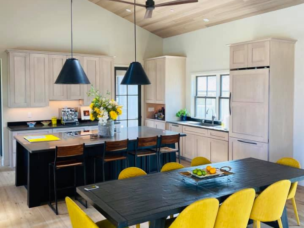 Napa Valley Kitchen with ovation custom cabinets