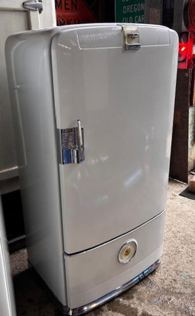 vintage fridge