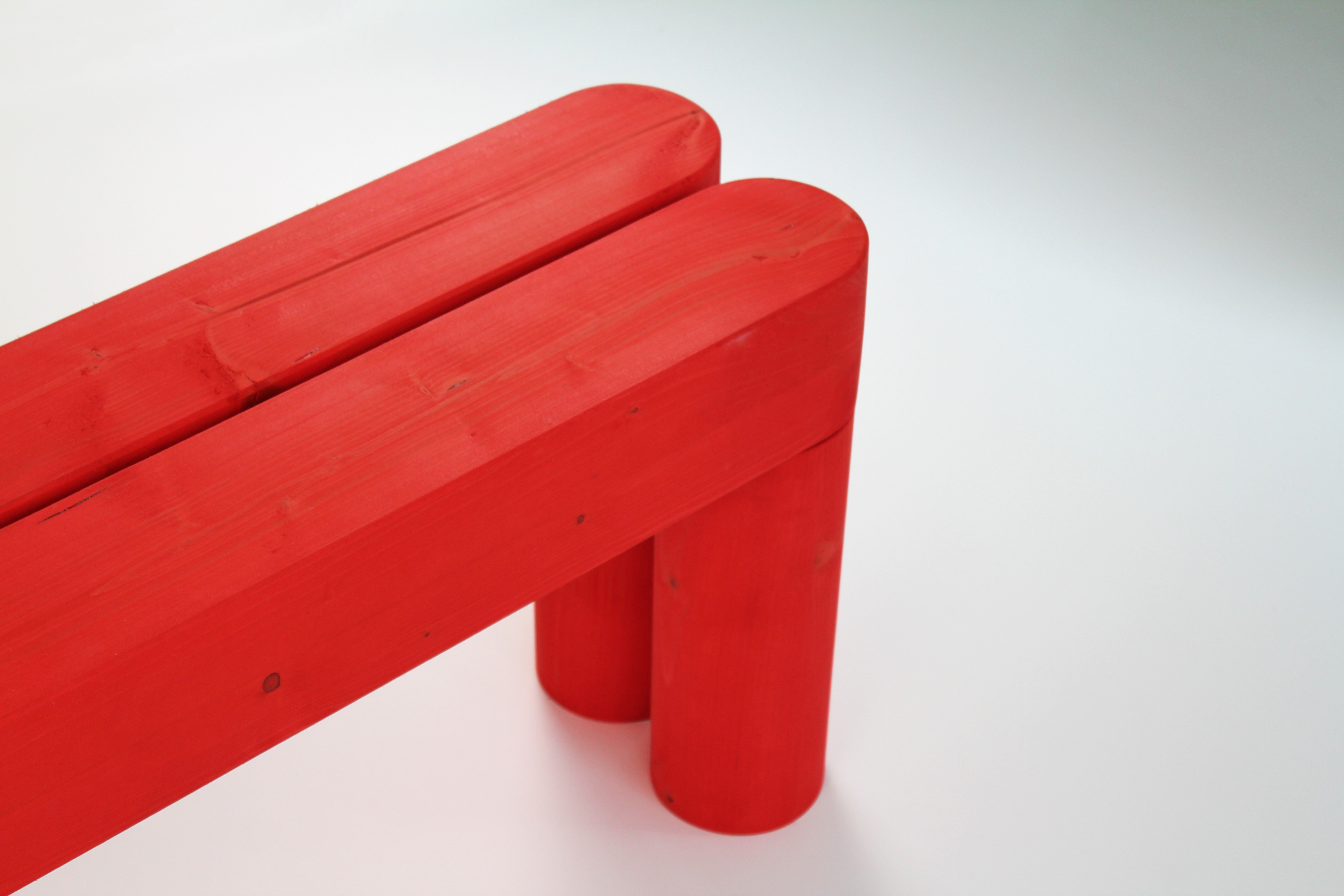 BIG BENCH (red)