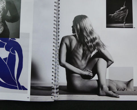 femmes gris.jpg