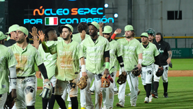 Dos grand slam de Dawel Lugo impulsan triunfo de Olmecas sobre Conspiradores