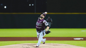 Manny Barreda llega a 400 ponches y Tomateros nivela serie ante Jaguares