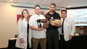 Gobierno de Sonora reconoce a estudiantes de Medicina que concluyeron su internado en Isssteson