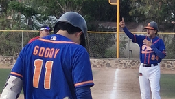 Tortillería La Familiar vence a Real Solar en la Liga de Beisbol Intermotriz