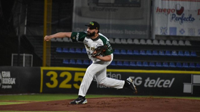 Gabriel Ynoa llega a cinco victorias con Pericos de Puebla