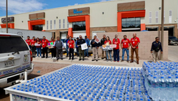 Gobierno de Sonora entrega 14 mil litros de agua para combatir altas temperaturas en Nogales