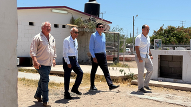 Recorre alcalde Luis Fuentes instituciones educativas de Empalme para gestionar mejoras