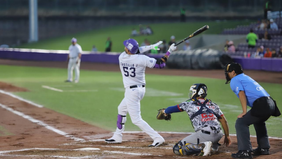 Conspiradores gana su quinta serie consecutiva en casa