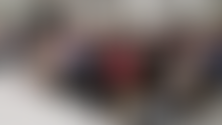 Se presenta en la UES libro sobre geopolítica de los semiconductores