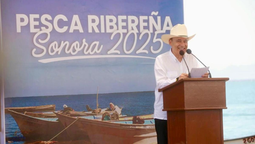 Gobernador Durazo cumple a pequeños productores del sur; salda deuda histórica con entrega de apoyos