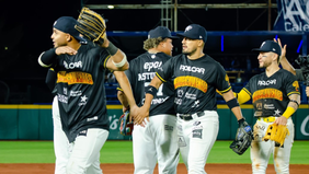Rieleros toma ventaja en la serie sobre Saraperos