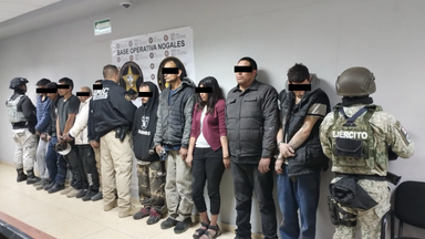 Asegura AMIC indicios y detiene a 10 personas por narcomenudeo tras cateo en Nogales