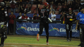 En noche de 10 imparables, Mayos derrota a Tomateros