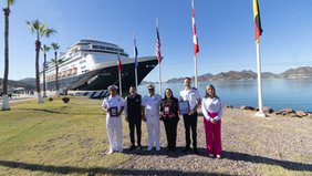 Recibe Ayuntamiento de Guaymas al crucero Zaandam