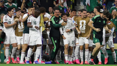 México derrota 3-0 a Chequia