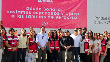 Gobierno de Sonora da banderazo de salida a tractocamión con víveres para damnificados de Veracruz