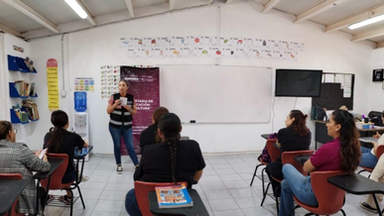 Sensibiliza Gobierno de Sonora a madres de familia y estudiantes sobre prevención de violencia en Molino de Camou