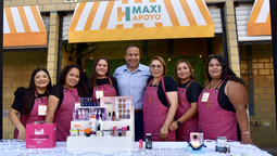 Beneficia Toño Astiazarán a 2 mil 119 emprendedoras con el programa Maxi Apoyo