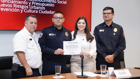 El Congreso de Sonora reconoce el trabajo de bomberos con conferencia