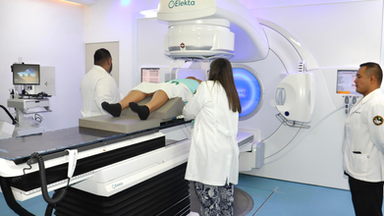 Inaugura IMSS en Sonora acelerador lineal en HGR No. 1 en Ciudad Obregón