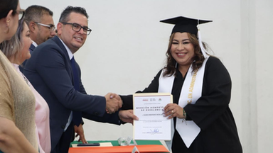 Egresa primera generación de la Licenciatura en Administración Modalidad No Escolarizada de Unisierra