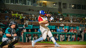 Charros propina duro revés a Saraperos en Saltillo