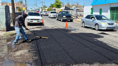 Mantiene Ayuntamiento de Hermosillo jornadas de bacheo en la ciudad