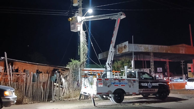 Guaymas continúa avanzando con el programa “Iluminando Guaymas”