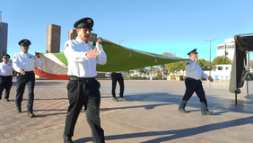 Realiza Ayuntamiento de Guaymas izamiento de bandera